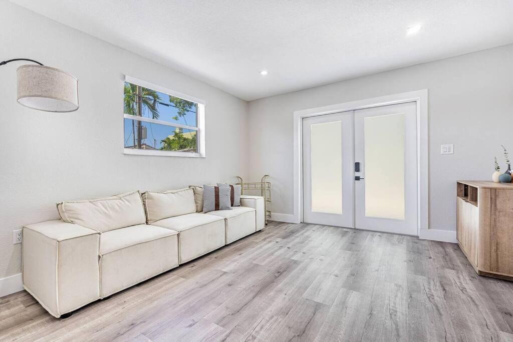 Modern Oasis Retreat - Close To Airport Casa de férias Miami